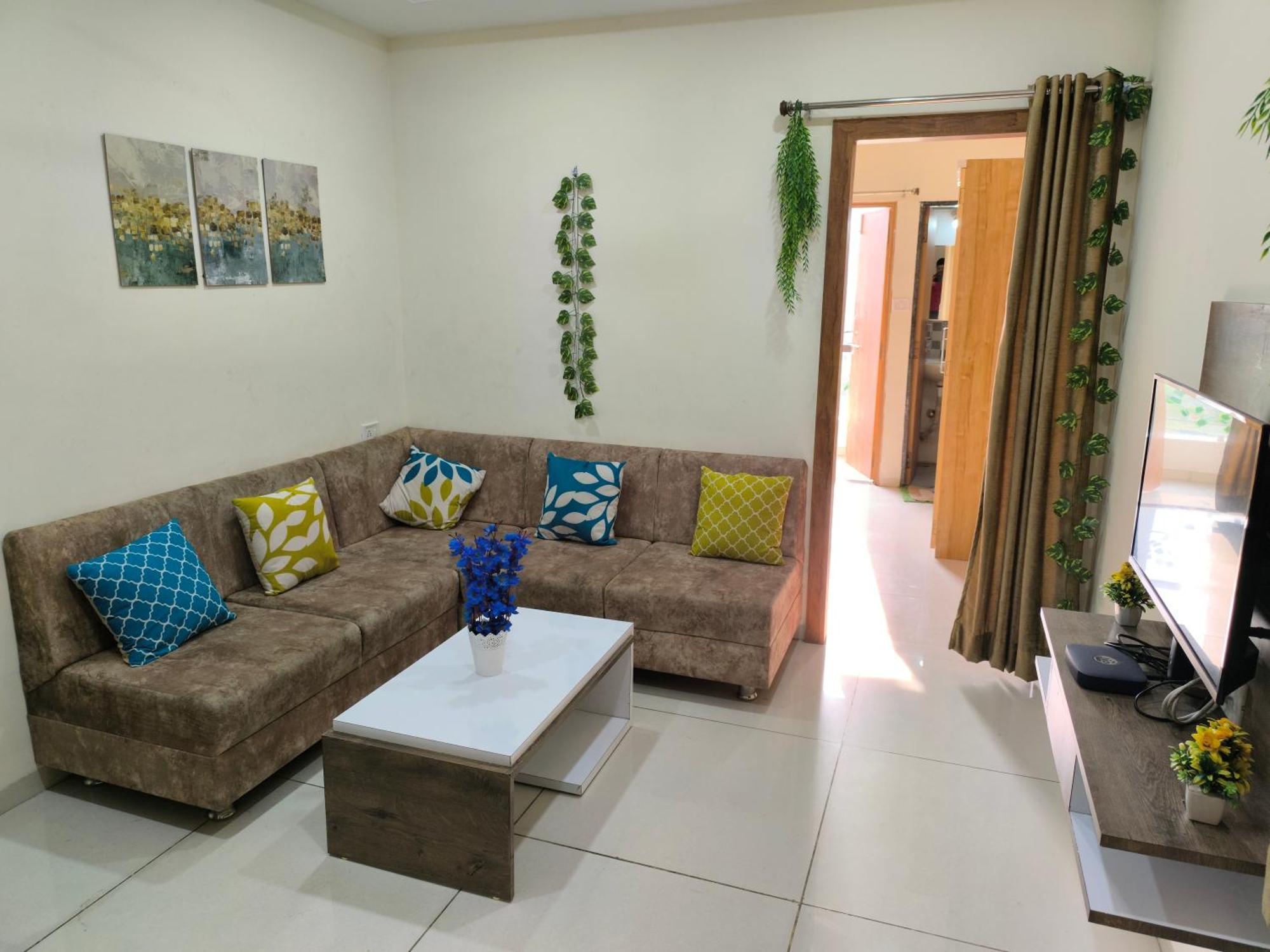 Orraica Aman Luxuriya Apartment Indore