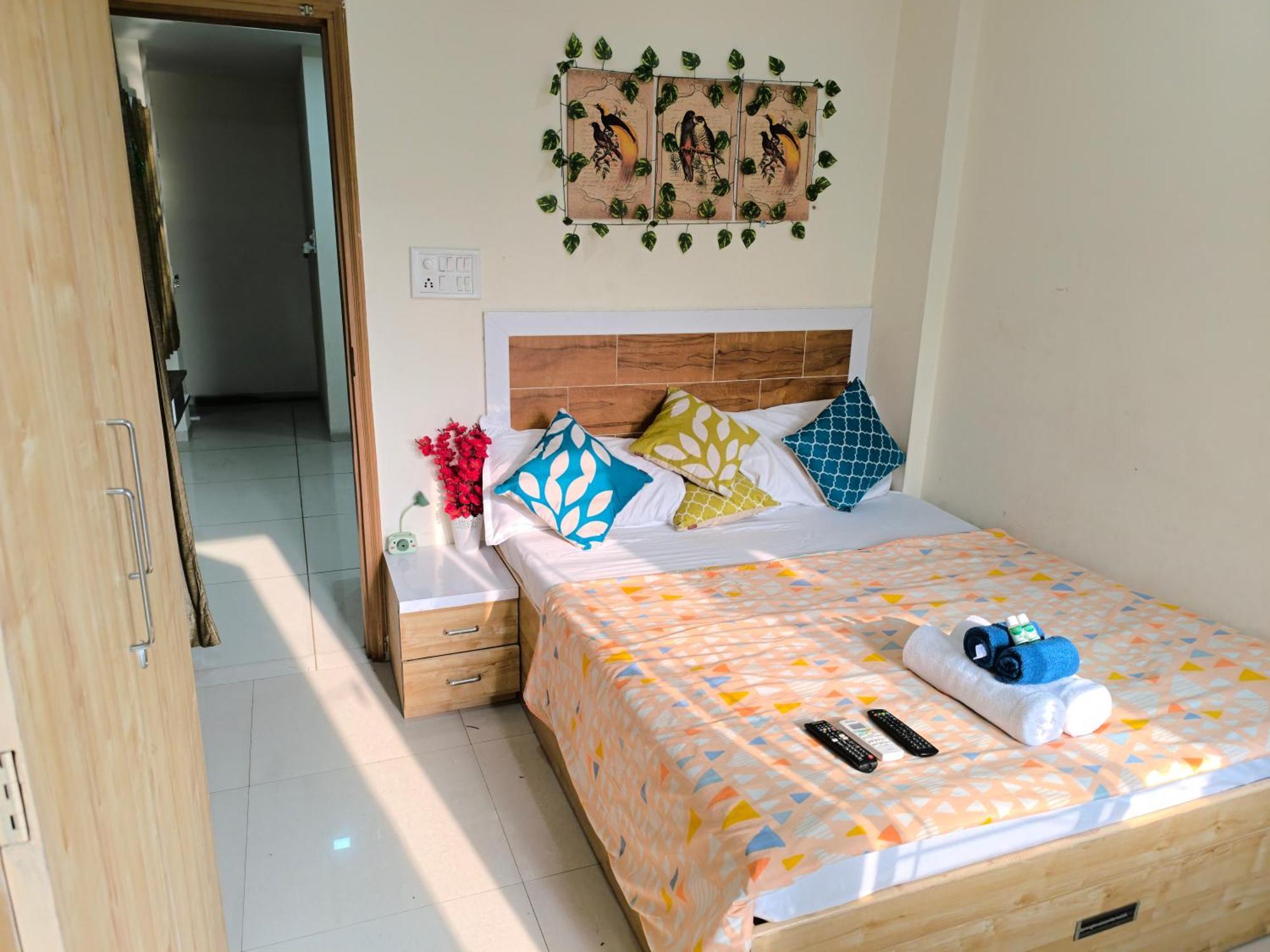 Orraica Aman Luxuriya * Indore